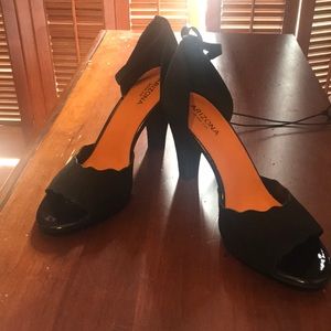 SOLD SOLD SOLD Women’s open toe black heels  SOLD